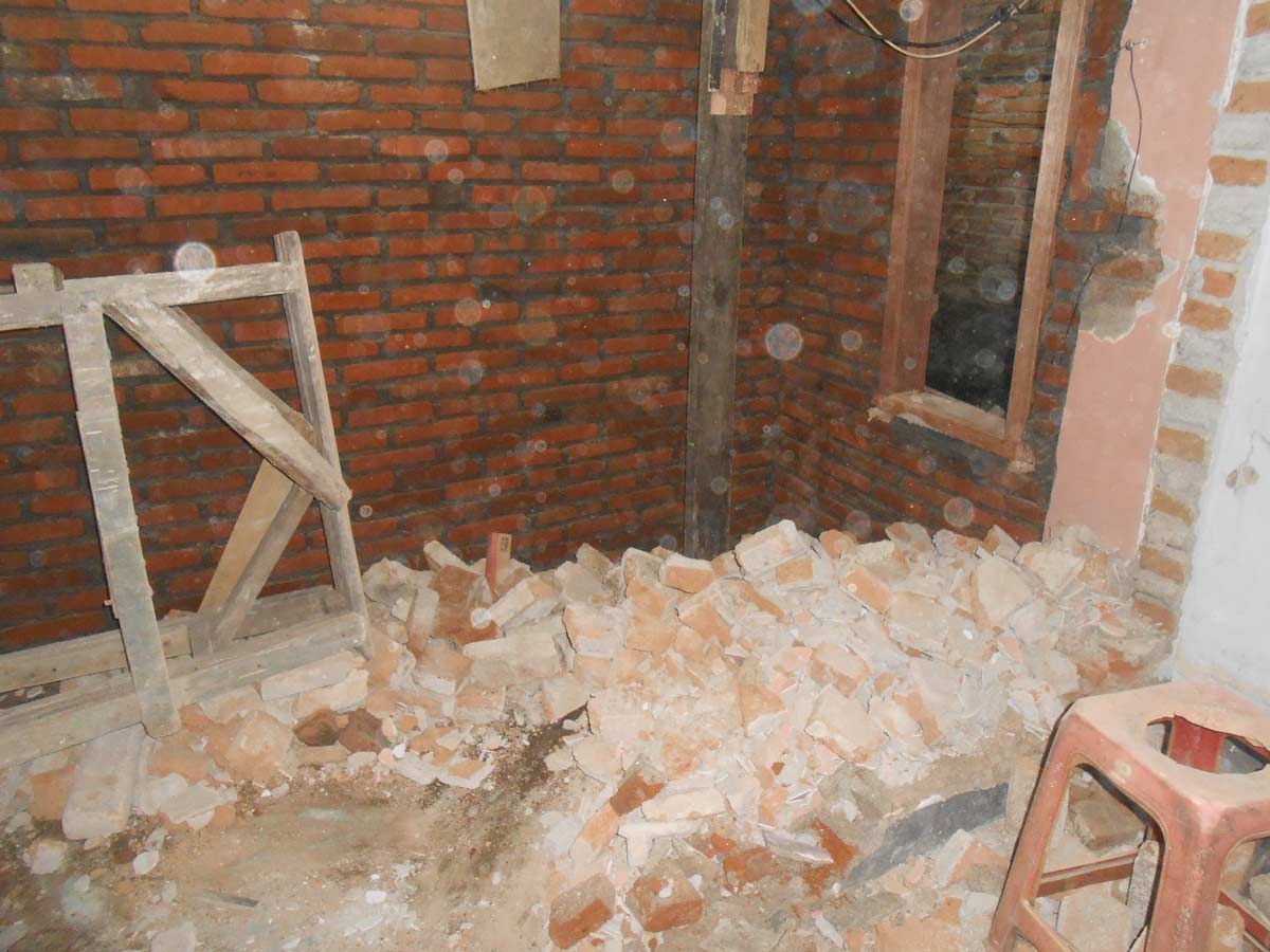 Futura Indonesia Familienunterstutzung Instandsetzung Wohnhaus